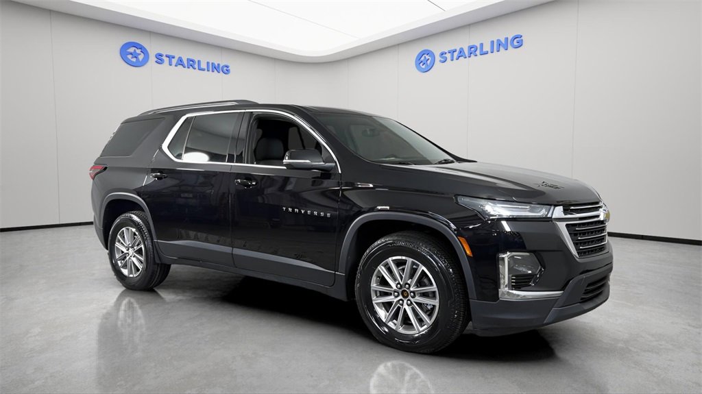 Used 2023 Chevrolet Traverse LT image 12