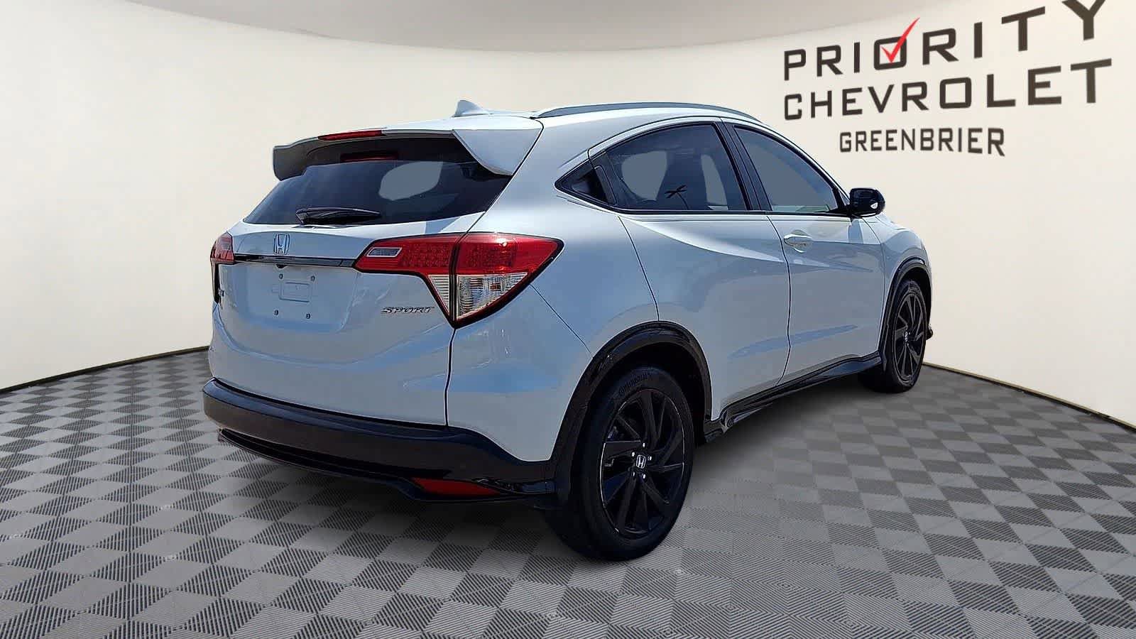 Used 2022 Honda HR-V Sport image 8
