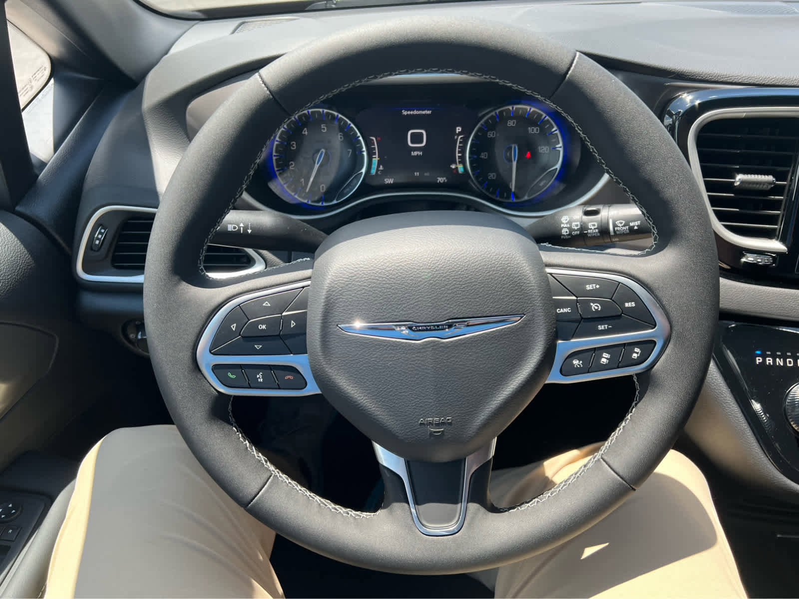 New 2025 Chrysler Voyager LX image 16