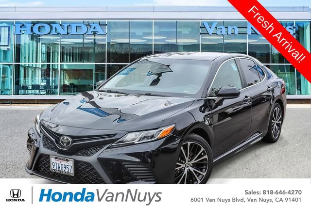 Used 2020 Toyota Camry SE