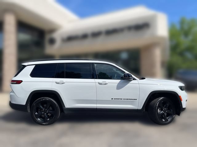 Used 2025 Jeep Grand Cherokee L Altitude AWD/4WD image 2