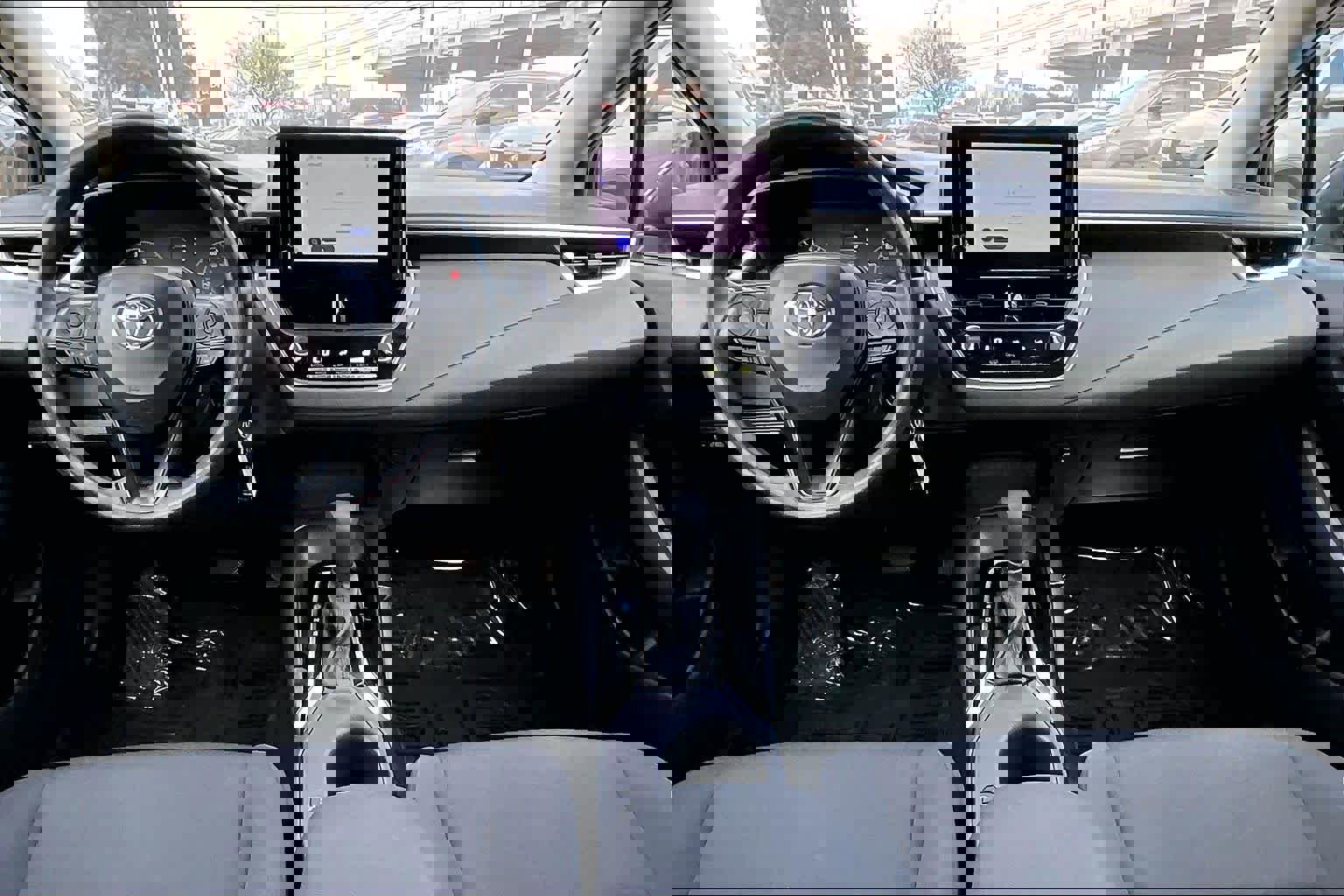 Used 2024 Toyota Corolla LE image 15