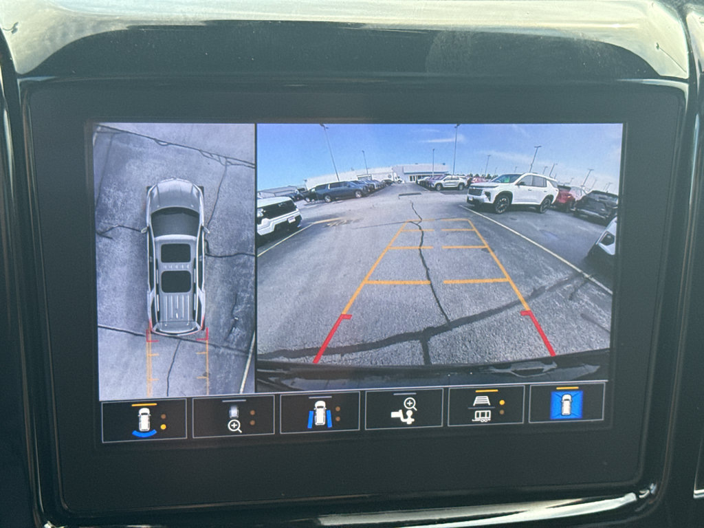 Certified 2022 Chevrolet Traverse Premier w/ Redline Edition AWD/4WD image 19