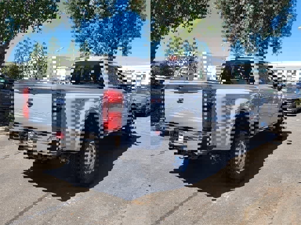 New 2025 Ford F350 Lariat image 5