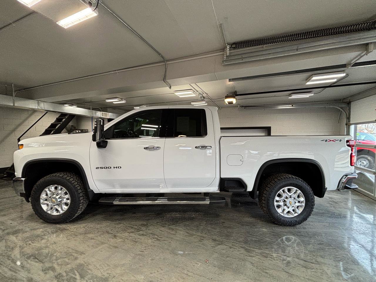 Used 2022 Chevrolet Silverado 2500 LTZ w/ Safety Package image 8