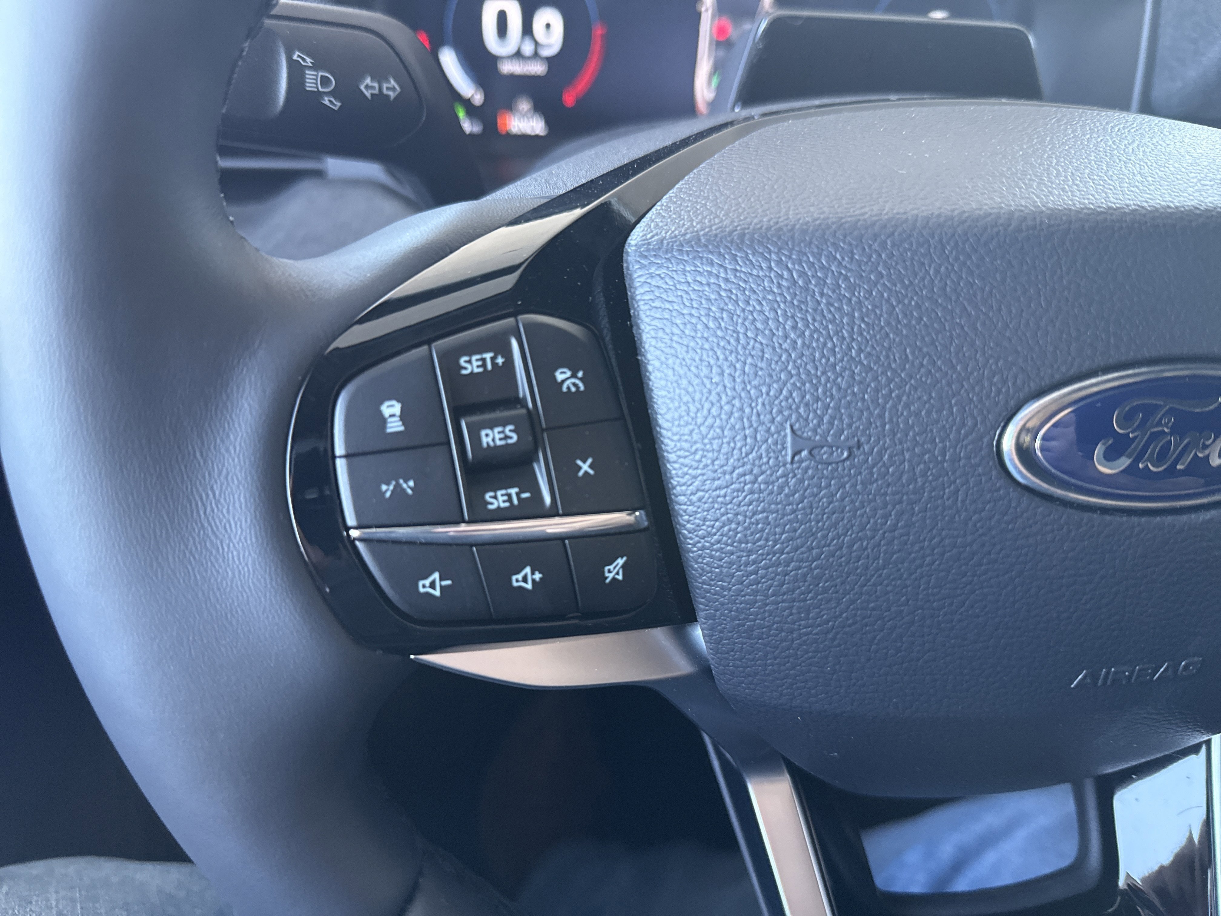 New 2026 Ford Explorer Platinum RWD image 33