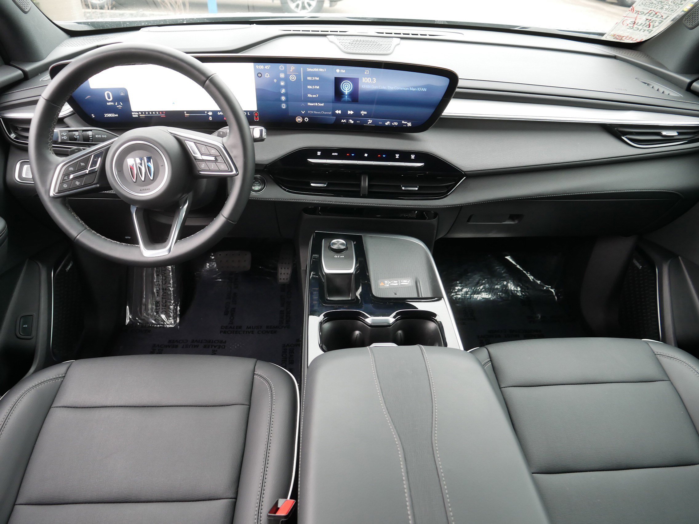 Used 2025 Buick Enclave Preferred image 10