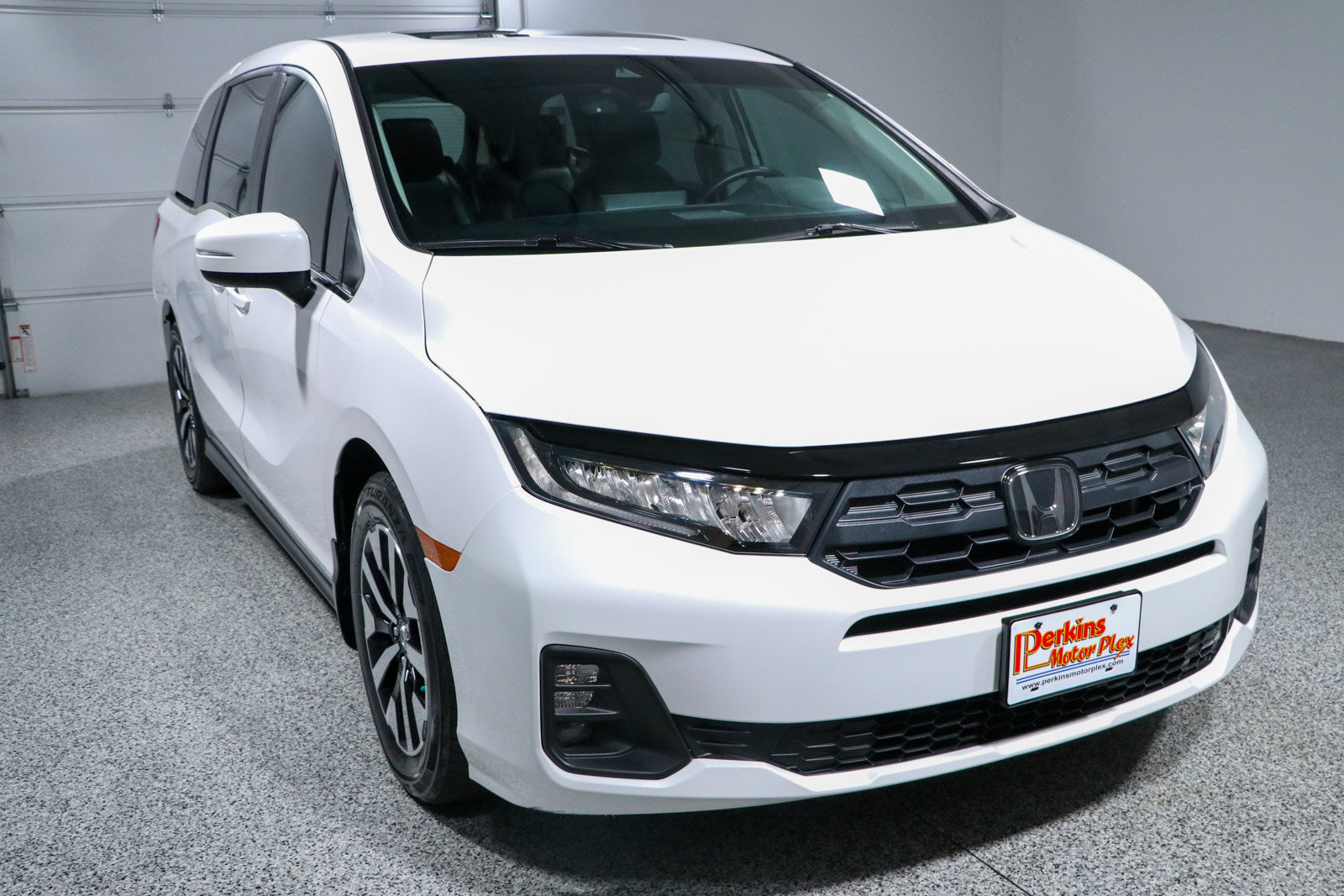 Used 2025 Honda Odyssey EX-L image 5
