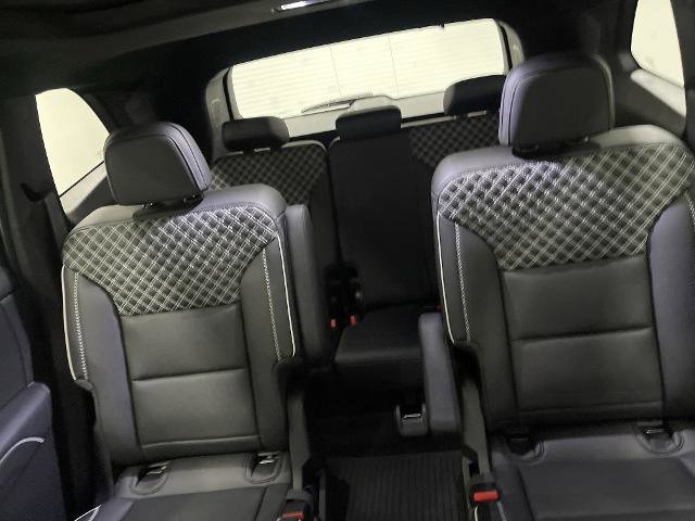 New 2025 GMC Acadia Denali w/ Super Cruise Package image 9