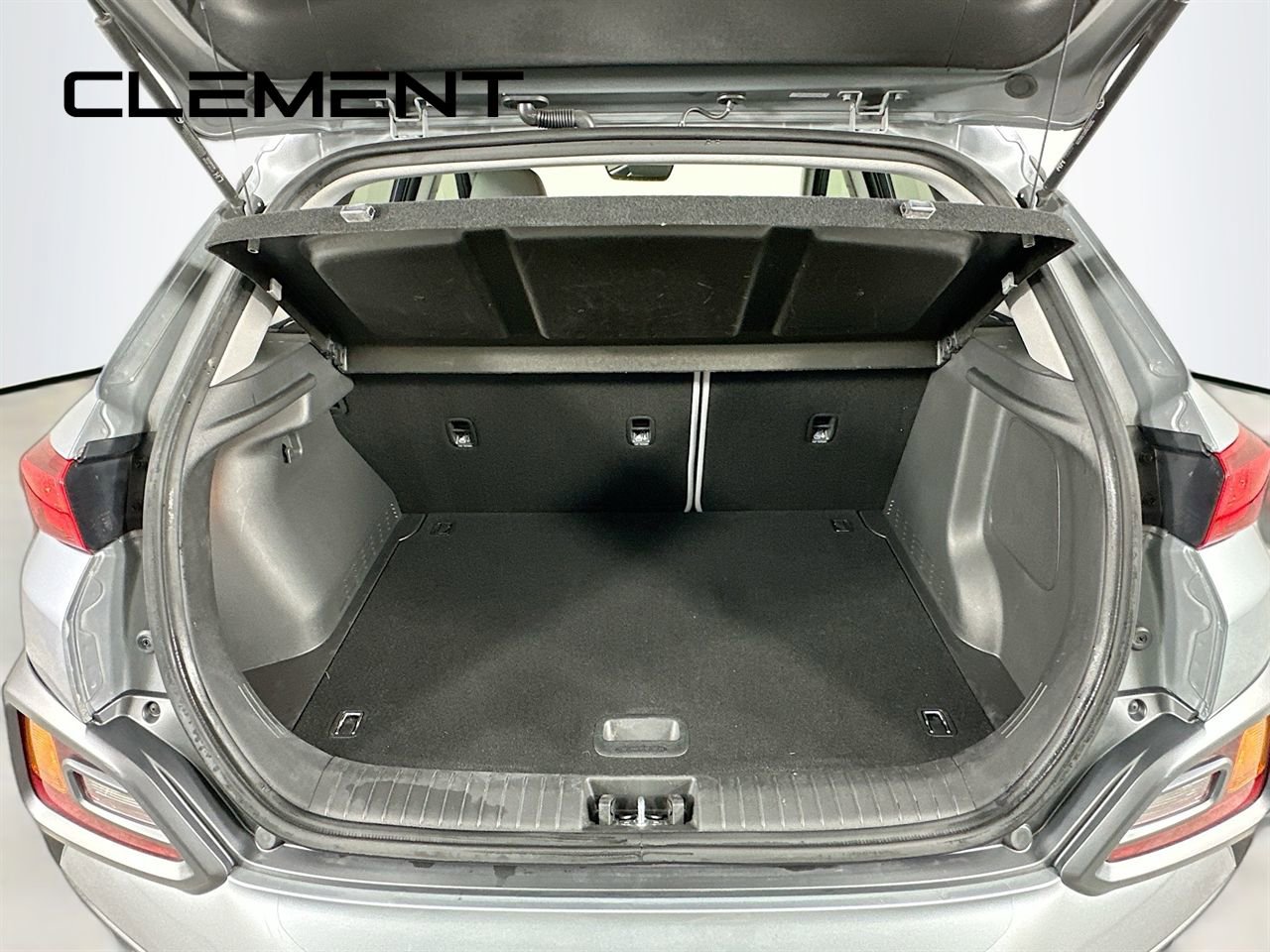 Used 2019 Hyundai Kona Limited image 11