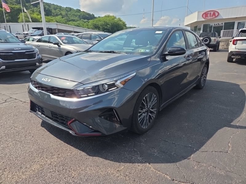 Used 2024 Kia Forte GT-Line FWD image 3