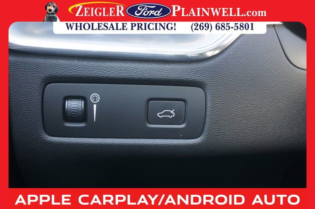 Used 2018 Volvo XC60 T6 Momentum w/ Advanced Package image 30