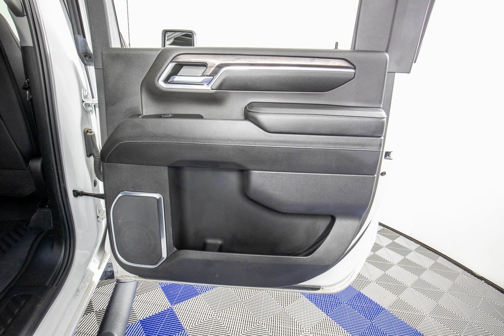 Used 2024 Chevrolet Silverado 2500 LTZ w/ LTZ Plus Package image 15