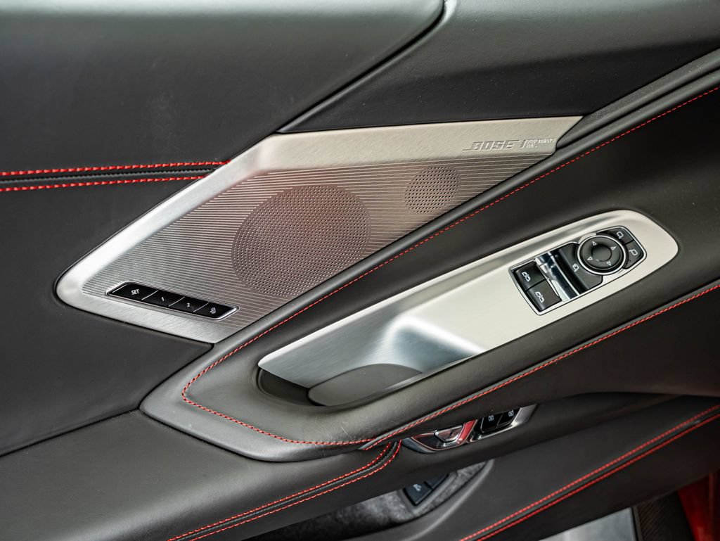 Used 2021 Chevrolet Corvette Stingray Premium Cpe w/ Z51 Performance Package RWD image 30