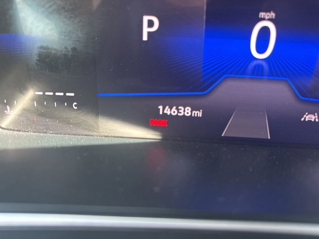 Used 2024 Volkswagen Tiguan SE R-Line AWD/4WD image 25