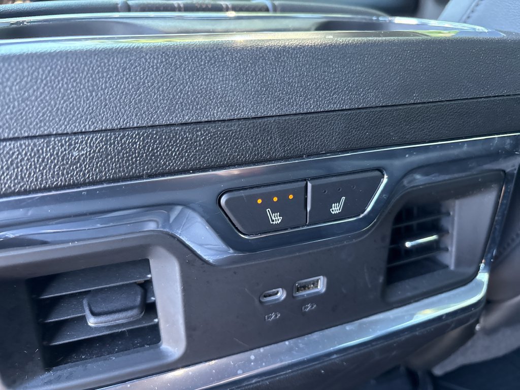 Certified 2026 Chevrolet Silverado 1500 High Country w/ High Country Premium Package AWD/4WD image 44