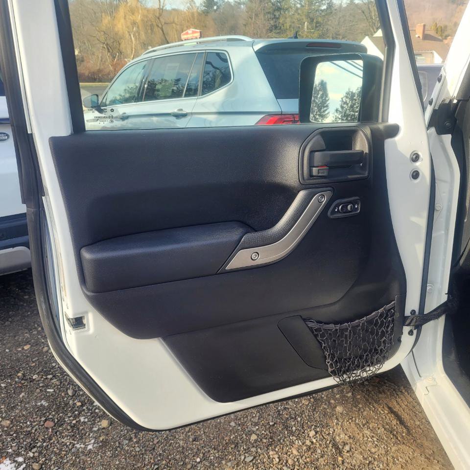 Used 2015 Jeep Wrangler Sport w/ Quick Order Package 24S AWD/4WD image 10