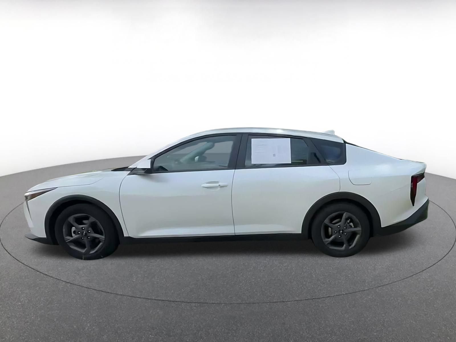 Used 2026 Kia K4 FWD image 9