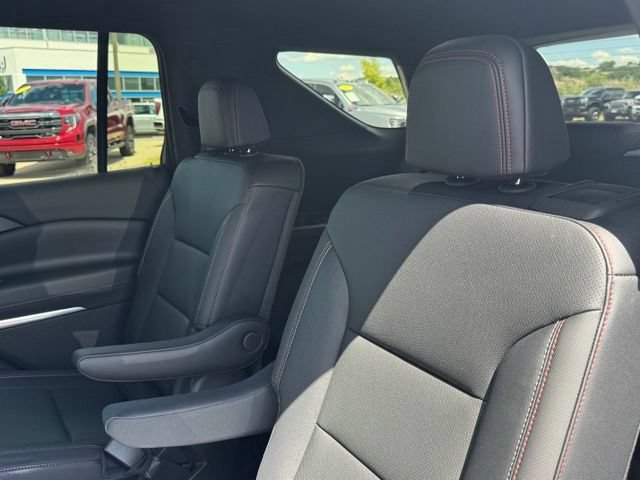Certified 2026 Chevrolet Traverse Z71 AWD/4WD image 18