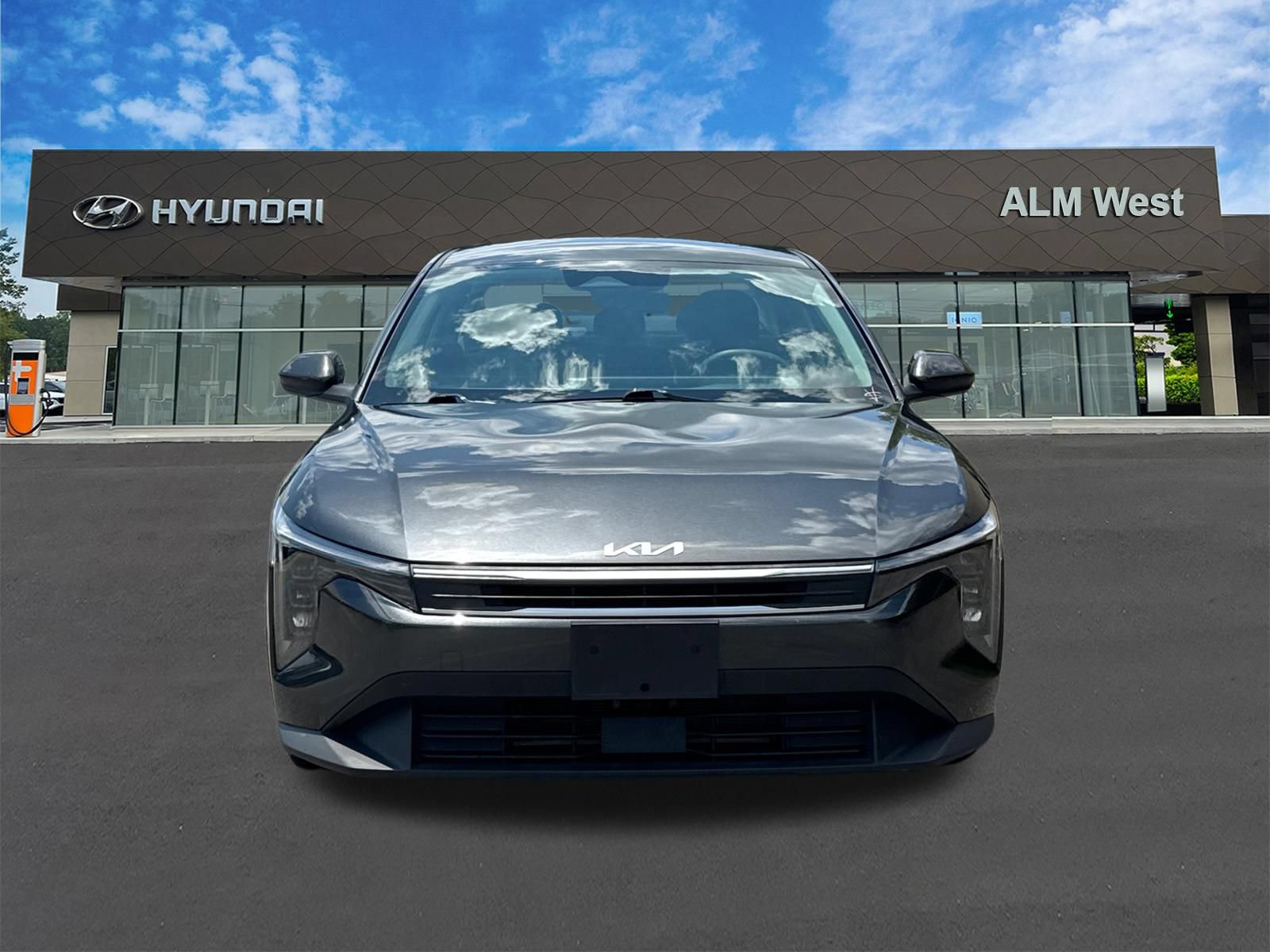Used 2025 Kia K4 FWD image 2