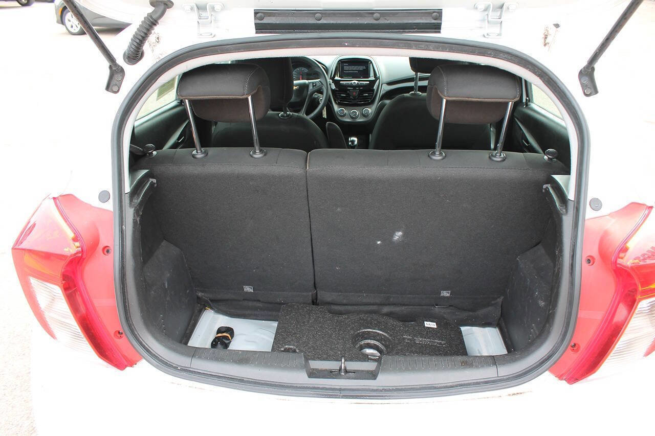Used 2021 Chevrolet Spark LT image 17