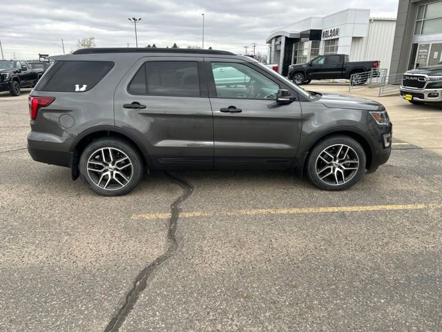 Used 2017 Ford Explorer Sport w/ Equipment Group 401A AWD/4WD image 4