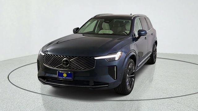 New 2026 Volvo XC90 T8 Ultra w/ Protection Package Premier AWD/4WD image 2