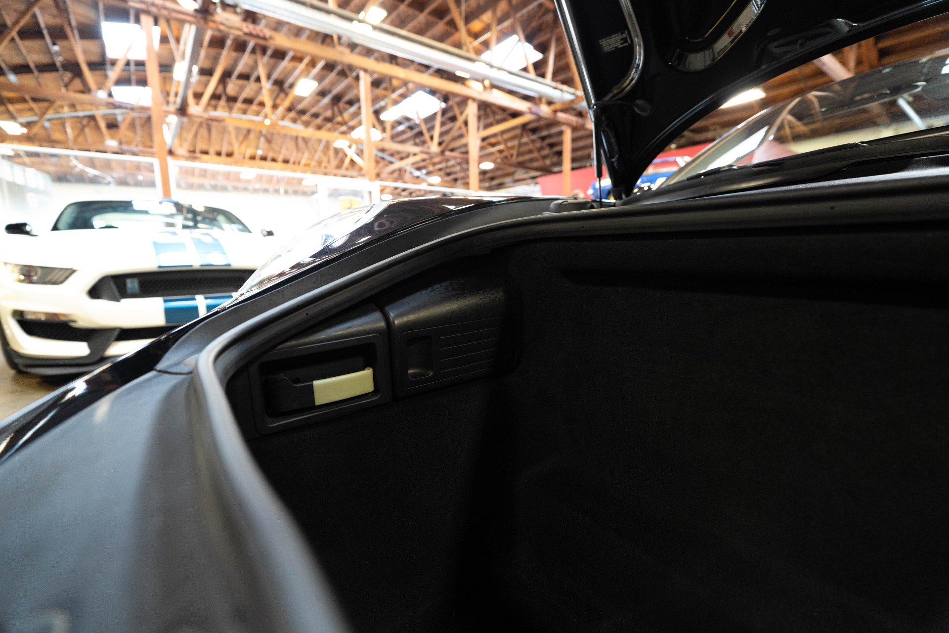 Used 2012 Porsche 911 Carrera image 99