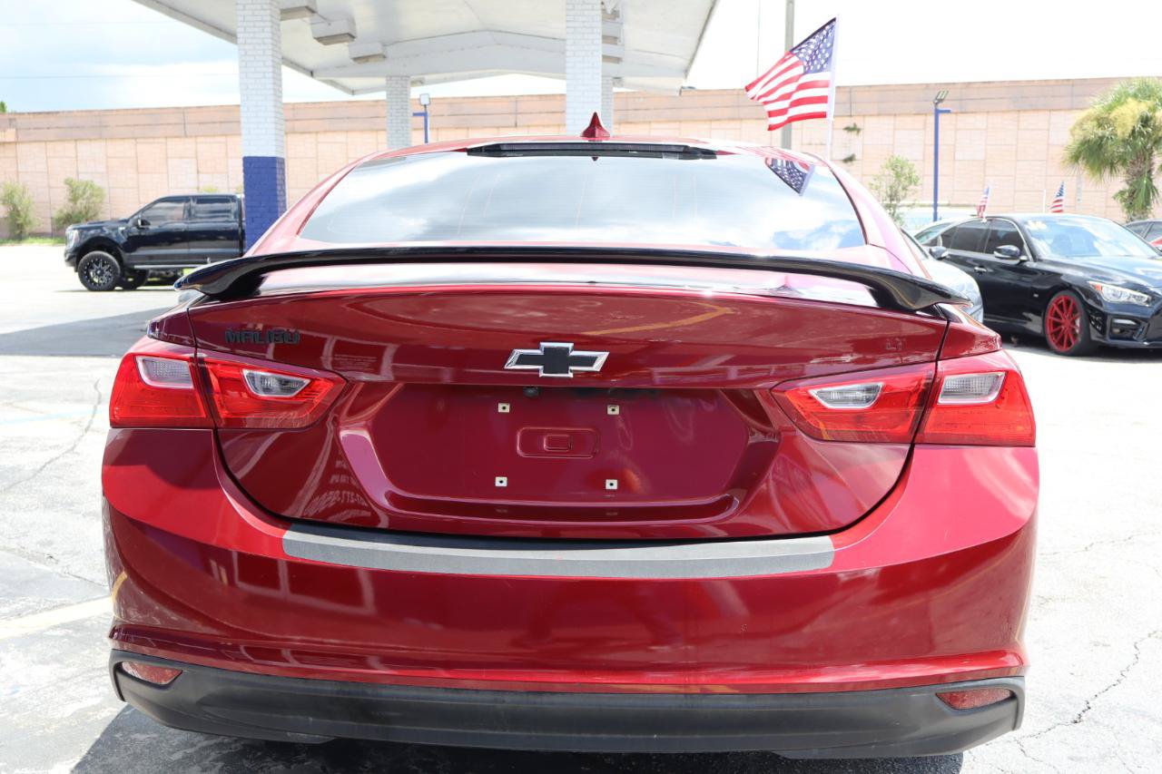 Used 2018 Chevrolet Malibu LT FWD image 5