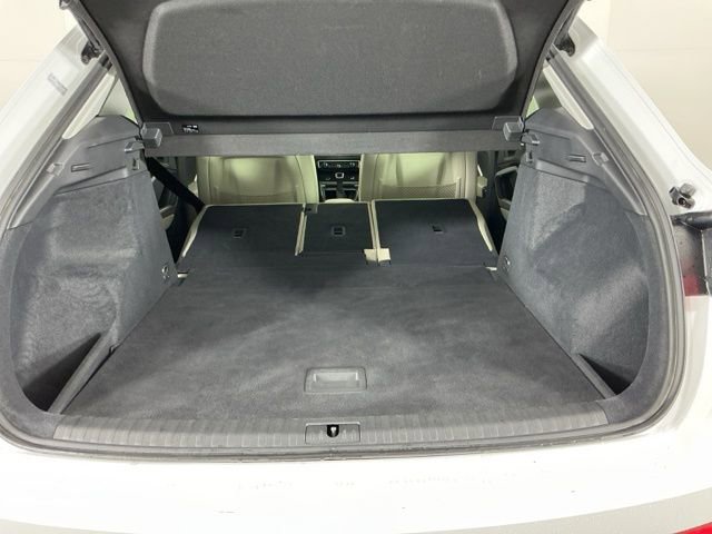 Used 2022 Audi Q3 2.0T Premium Plus w/ Premium Plus Package image 27