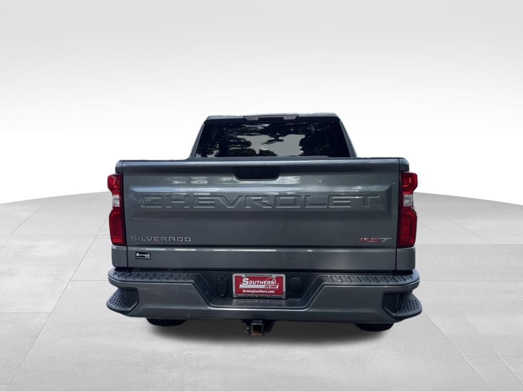 Used 2020 Chevrolet Silverado 1500 RST w/ RST Value Package AWD/4WD image 15