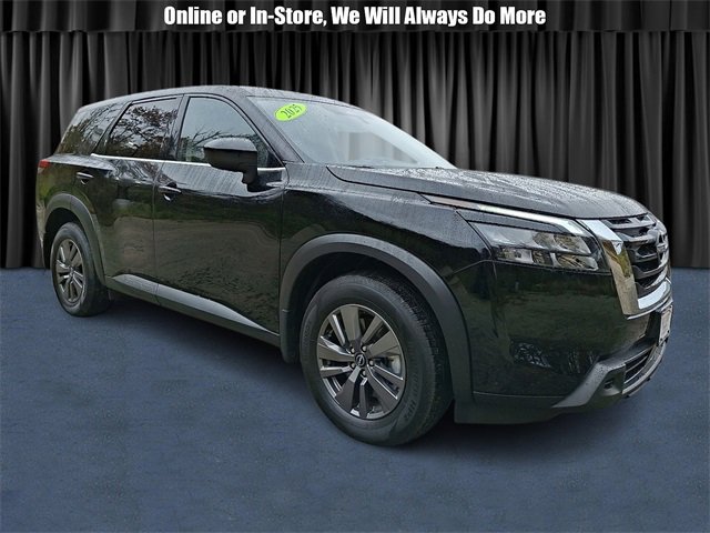 Used 2025 Nissan Pathfinder S