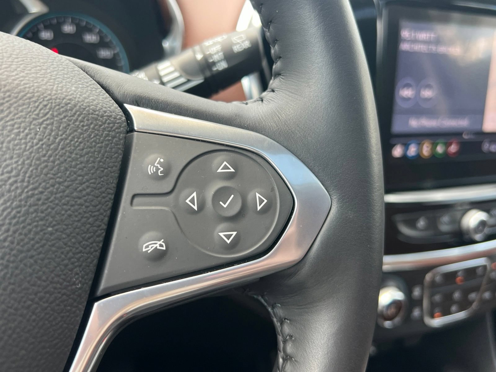Used 2021 Chevrolet Traverse High Country FWD image 23