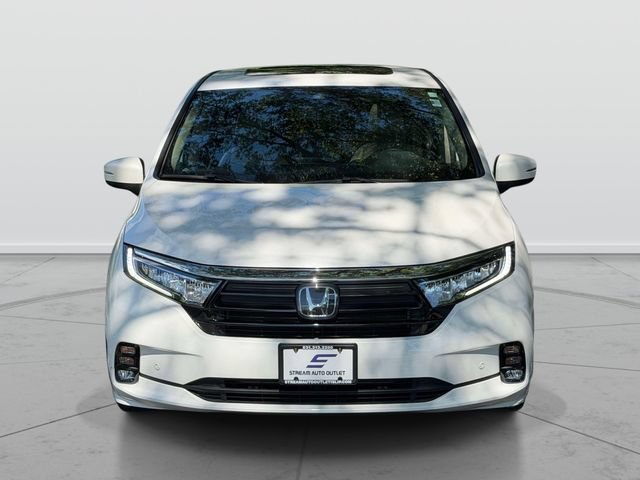 Used 2023 Honda Odyssey Touring image 2