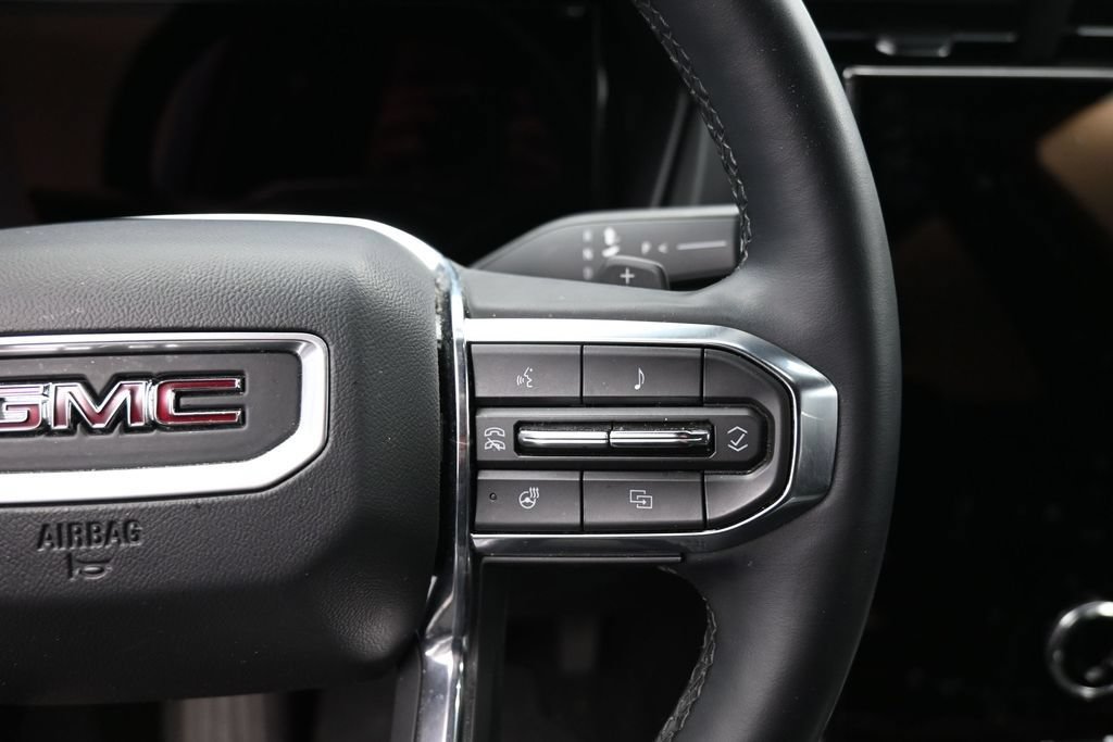 Used 2025 GMC Terrain Elevation AWD/4WD image 19