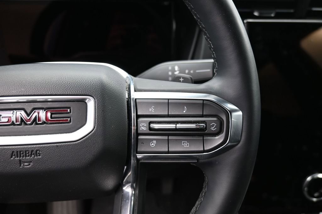 Used 2025 GMC Terrain Elevation AWD/4WD image 19