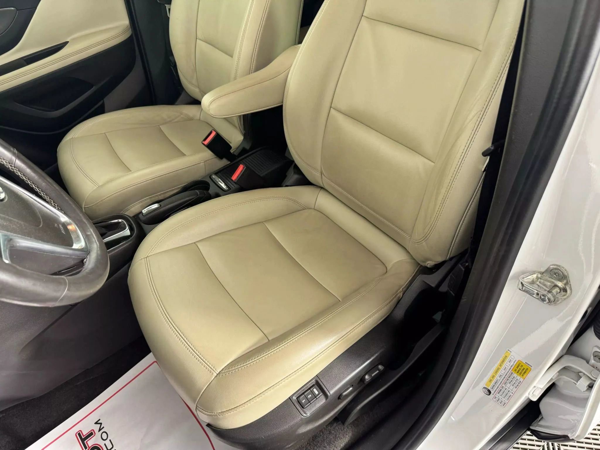 Used 2017 Buick Encore Premium w/ Experience Buick Package image 33