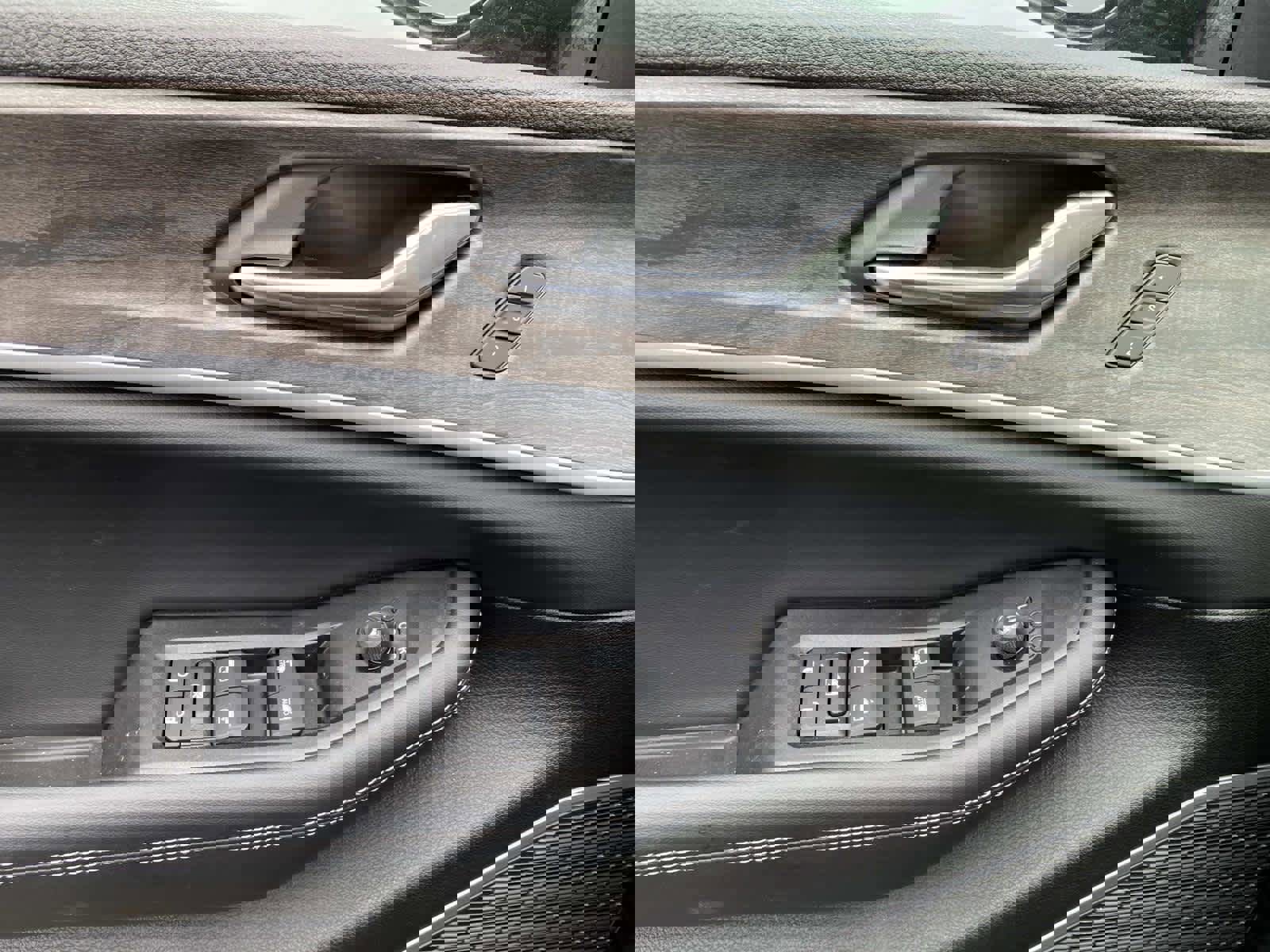 New 2026 Jeep Grand Cherokee Limited w/ Limited Altitude Package image 16