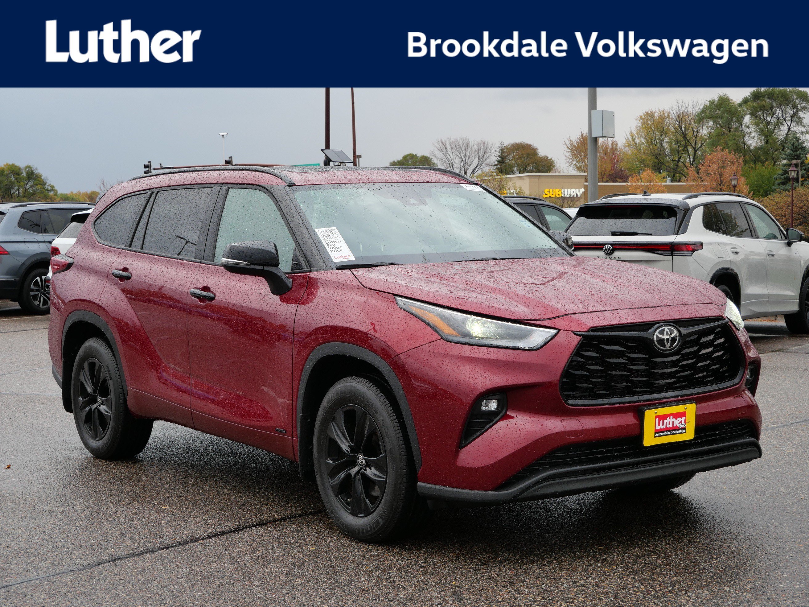 Used 2025 Toyota Highlander XLE