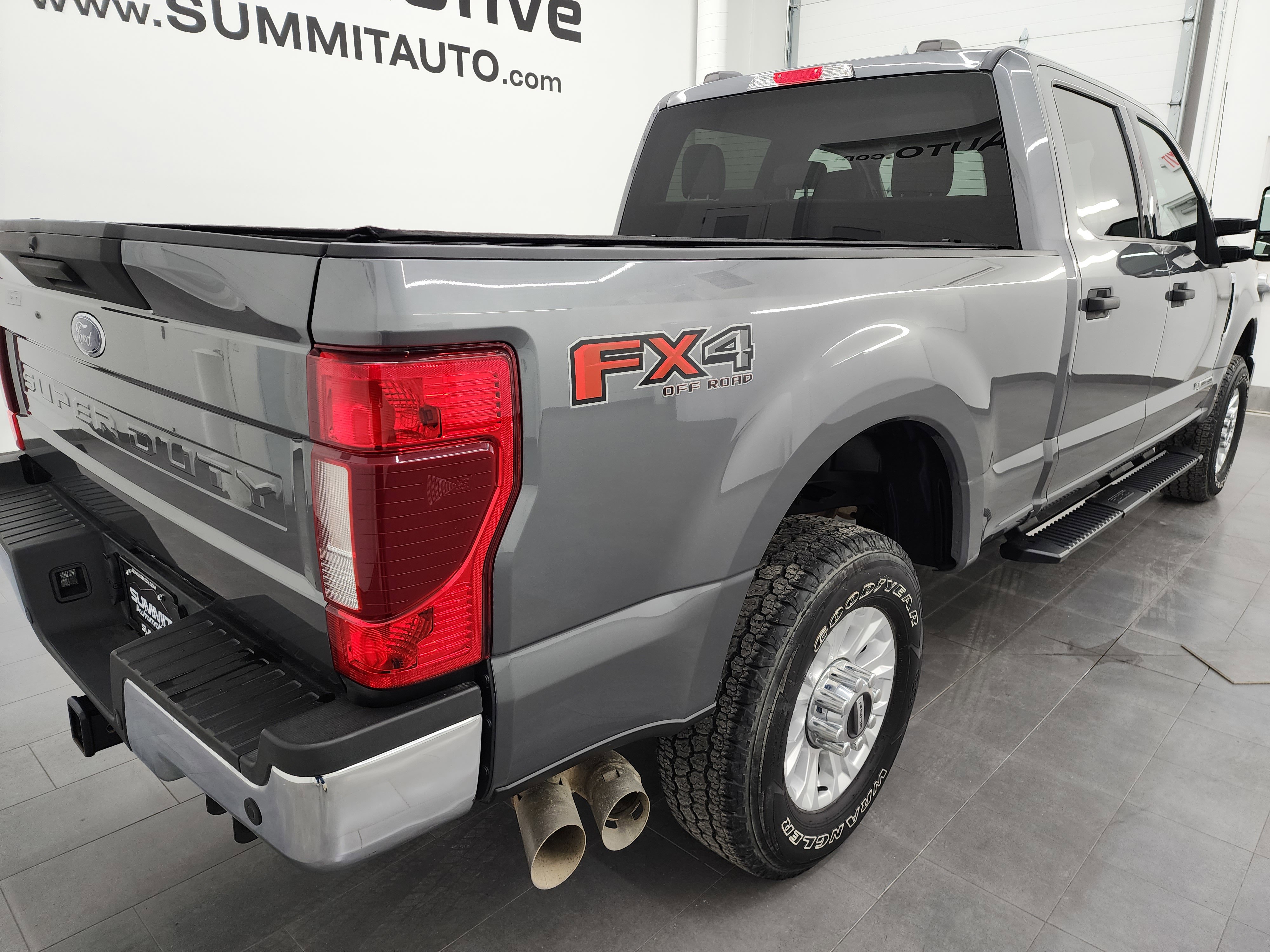 Used 2022 Ford F350 XLT w/ XLT Value Package image 4