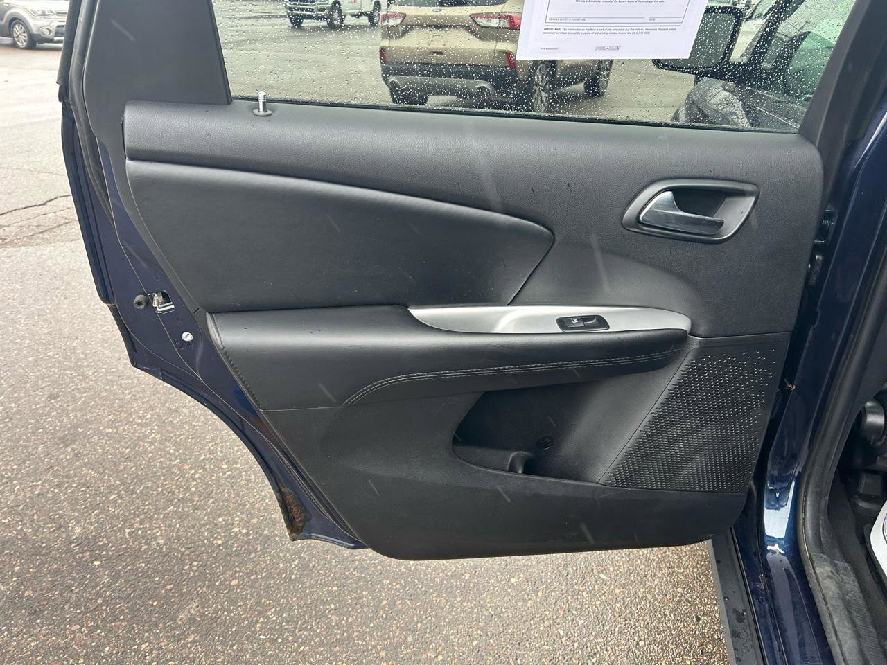 Used 2018 Dodge Journey SE image 13