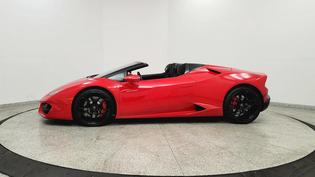 Used 2017 Lamborghini Huracan LP 580-2 RWD image 2