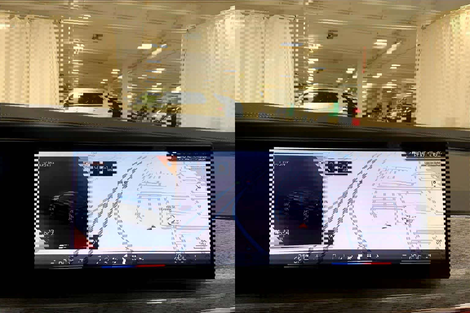 Used 2025 BMW 760i xDrive image 36