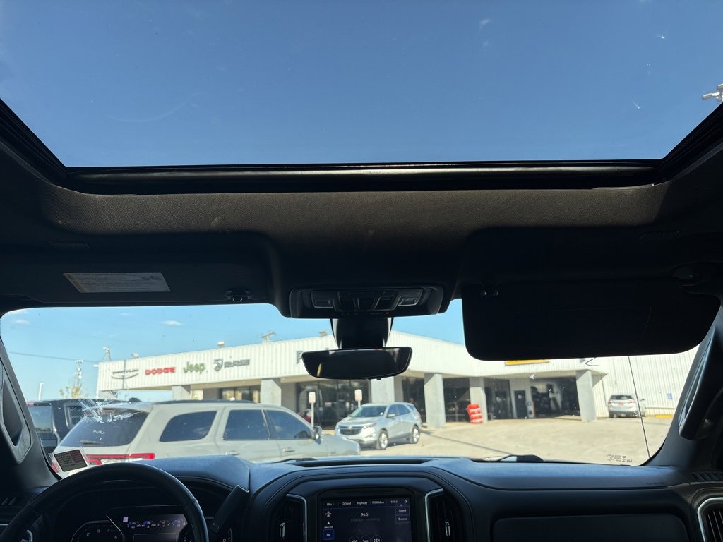 Used 2022 GMC Sierra 1500 AT4 w/ AT4 Premium Package image 12