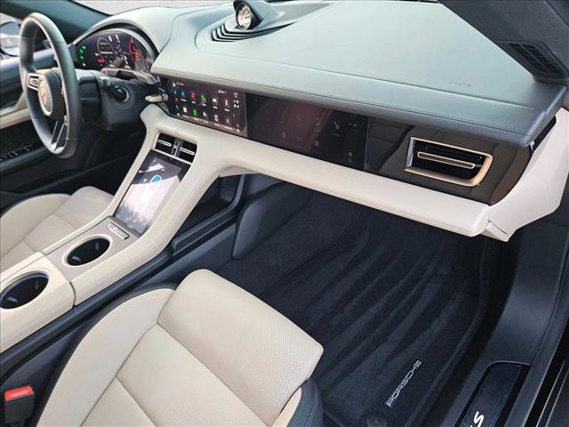 Used 2025 Porsche Taycan 4S image 21