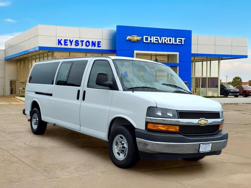 Used 2024 Chevrolet Express 3500 LT w/ LT Preferred Equipment Group RWD image 1
