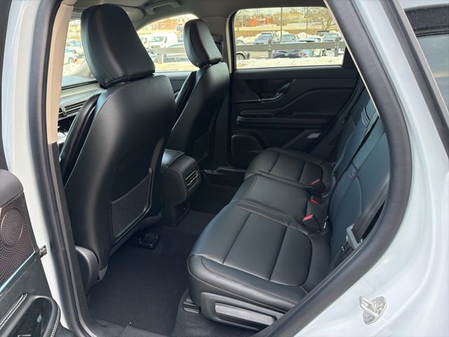 New 2026 Lincoln Corsair Premiere image 7