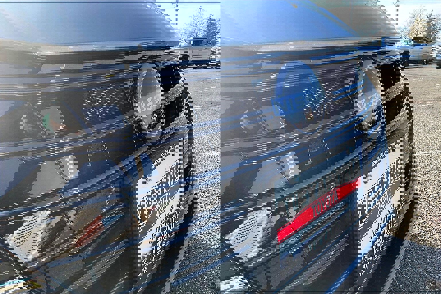 Used 2025 Nissan Versa SV image 27