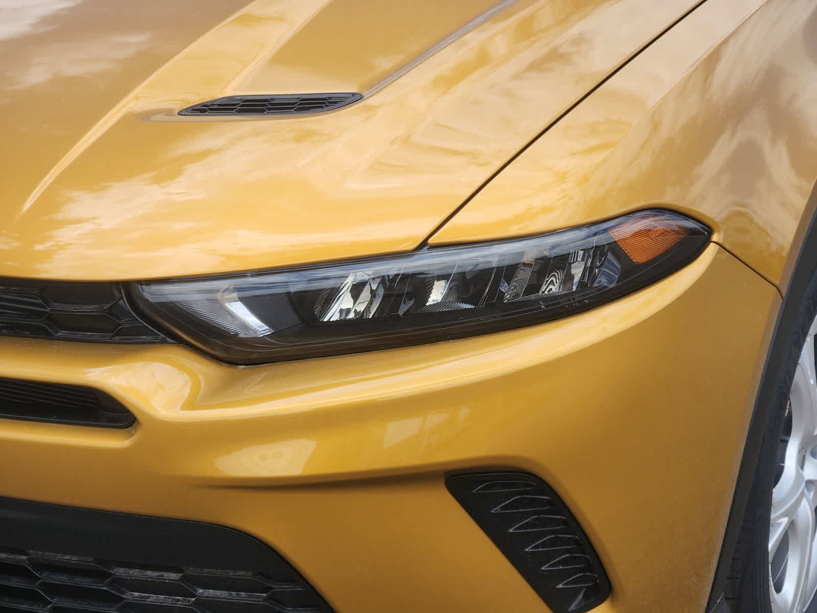 New 2025 Dodge Hornet GT w/ Cold Weather Group AWD/4WD image 8