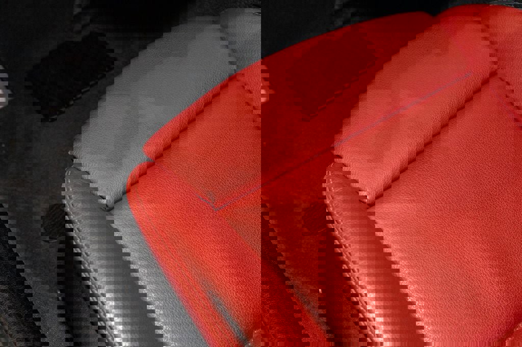 Used 2015 BMW Z4 sDrive35is image 18